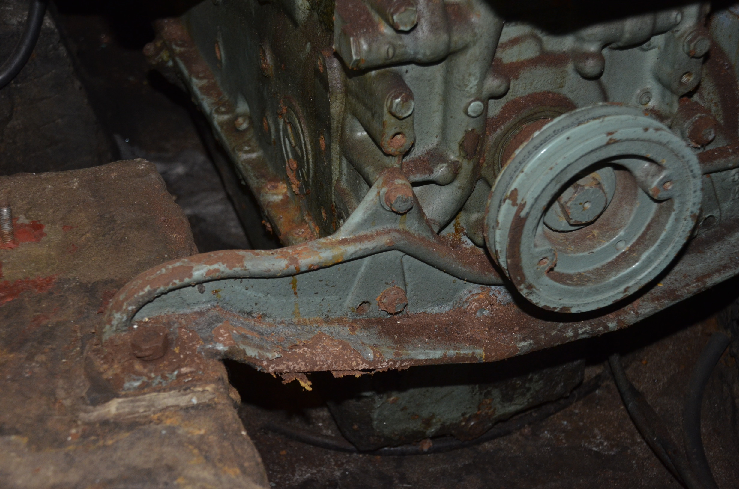 Front Engine and Mount